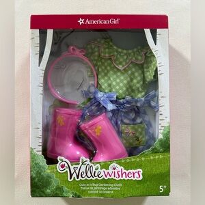 Wellie wisher gardening outfit new in box